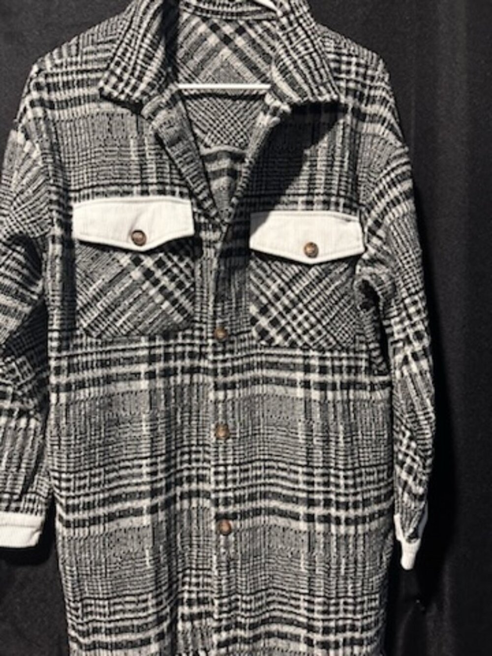 Black & White Plaid Shacket Jacket – Size Medium